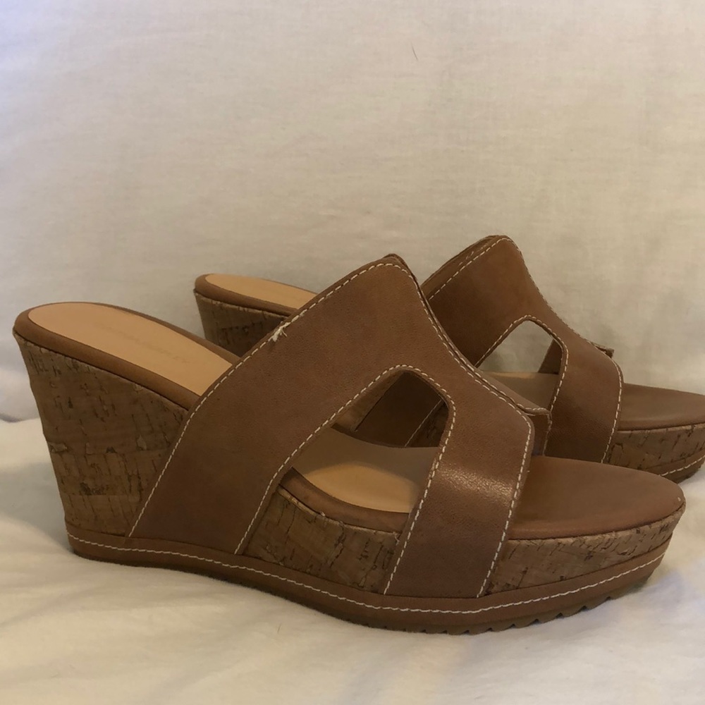 Brown wedges